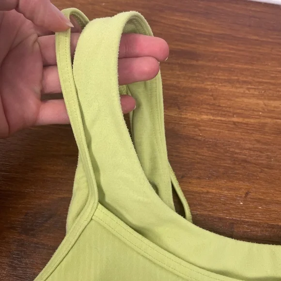 Lululemon Love to Layer Yellow Sports Bra Size 2 Women’s GUC - Picture 15 of 15